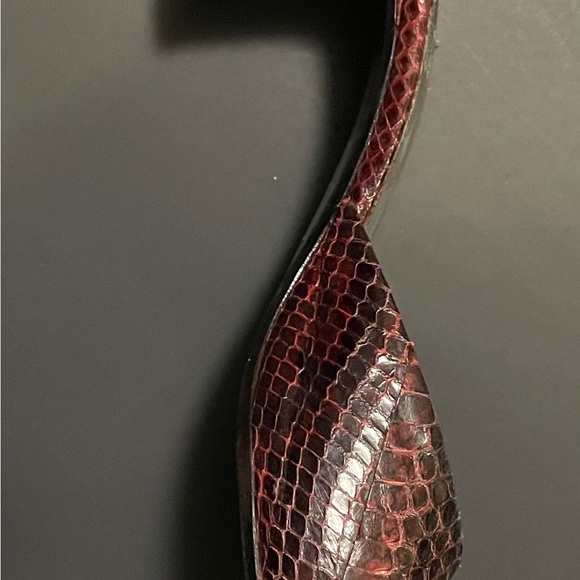 Deep red python kitten heels - Picture 2 of 2